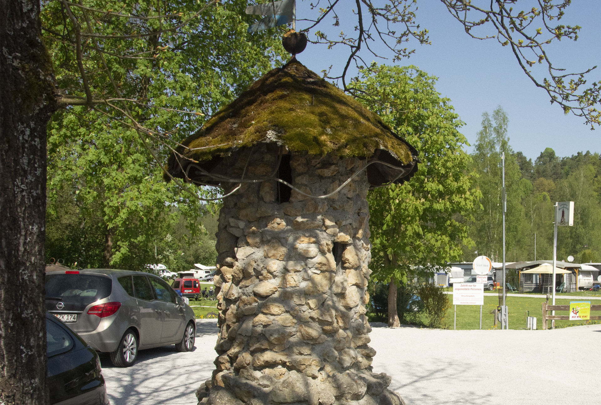 Steinerner Beutel Wahrzeichen Campingplatz Waischenfeld
